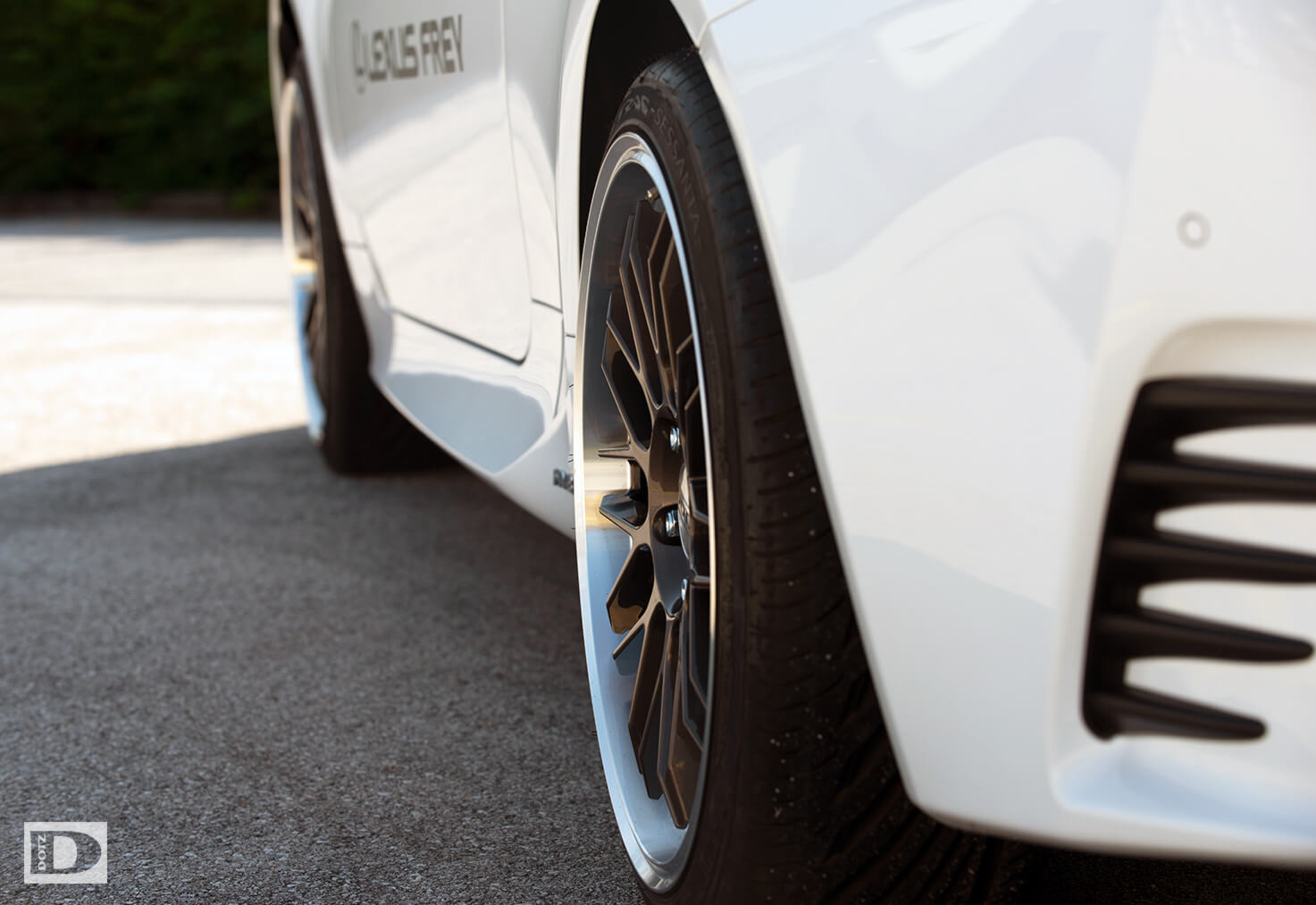 Lexus on DOTZ Revvo - Wheel Detail