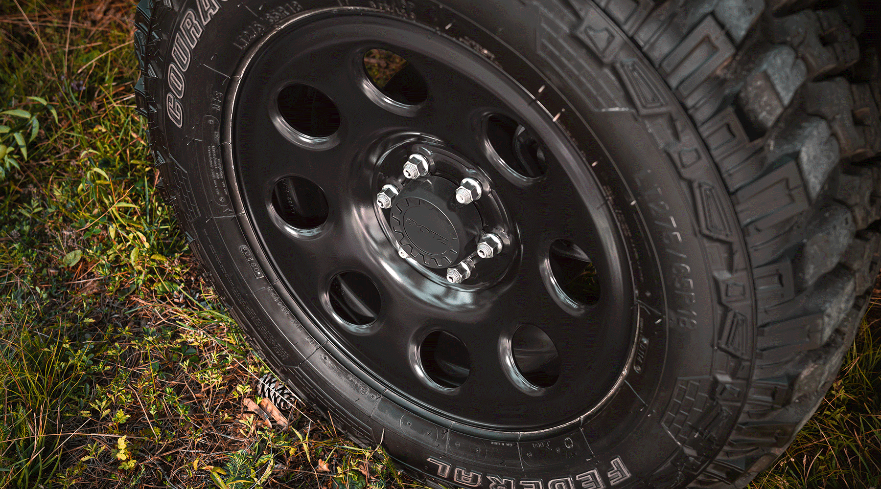 Bild Outland black.png