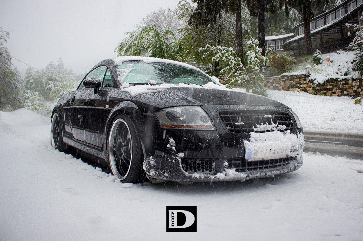 Audi TT with DOTZ Shift